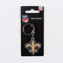 Load image into Gallery viewer, NFL New Orleans Saints 3D Metal Keychain Packaging