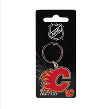 Load image into Gallery viewer, NHL Calgary Flames 3D Metal Keychain Packaging