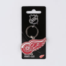 Load image into Gallery viewer, NHL Detroit Red Wings 3D Metal Keychain Packaging